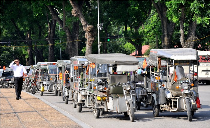 Dịch vụ xe ba gác chở thuê quận Hoàng Mai